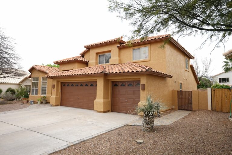 Professional Exterior Painters in Tucson AZ